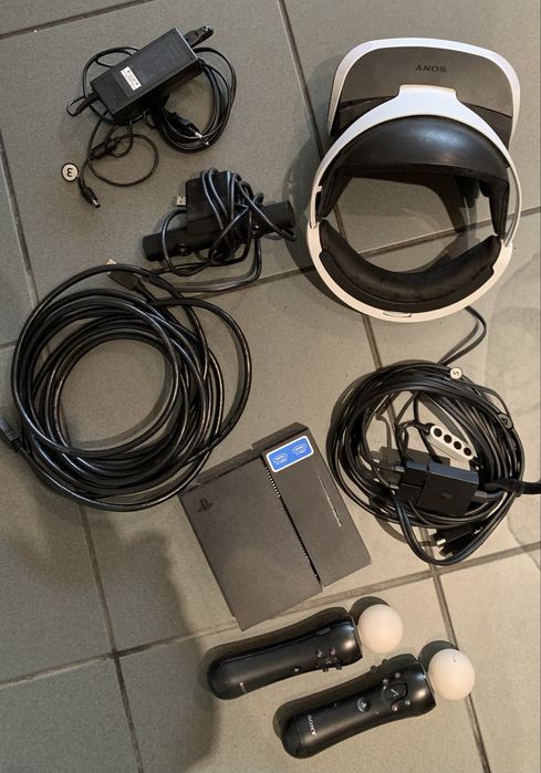 PS VR очила за виртуална реалност за PS4/PS5