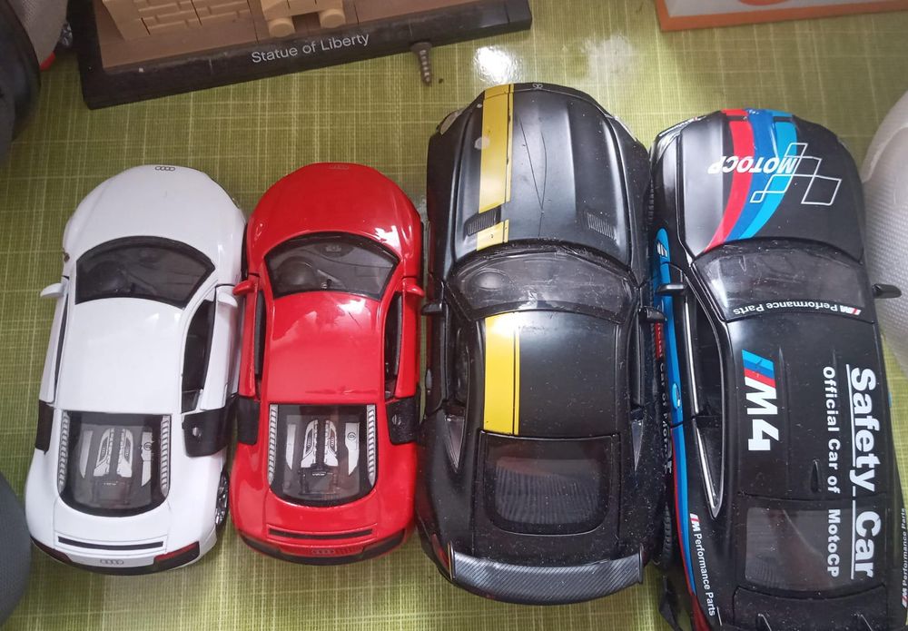 Железные новые машинки,за все 10 тыс тг