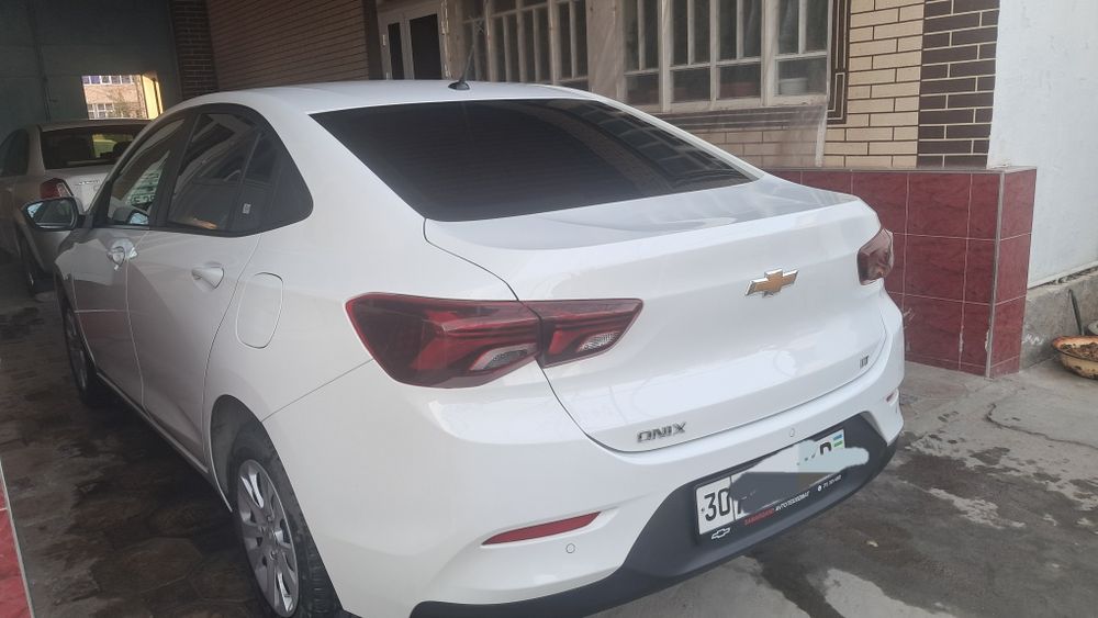 Onix 3 LT Melania 2025