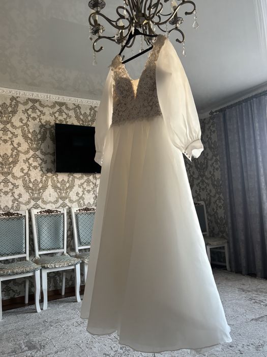 Свадебное платье жемчуг