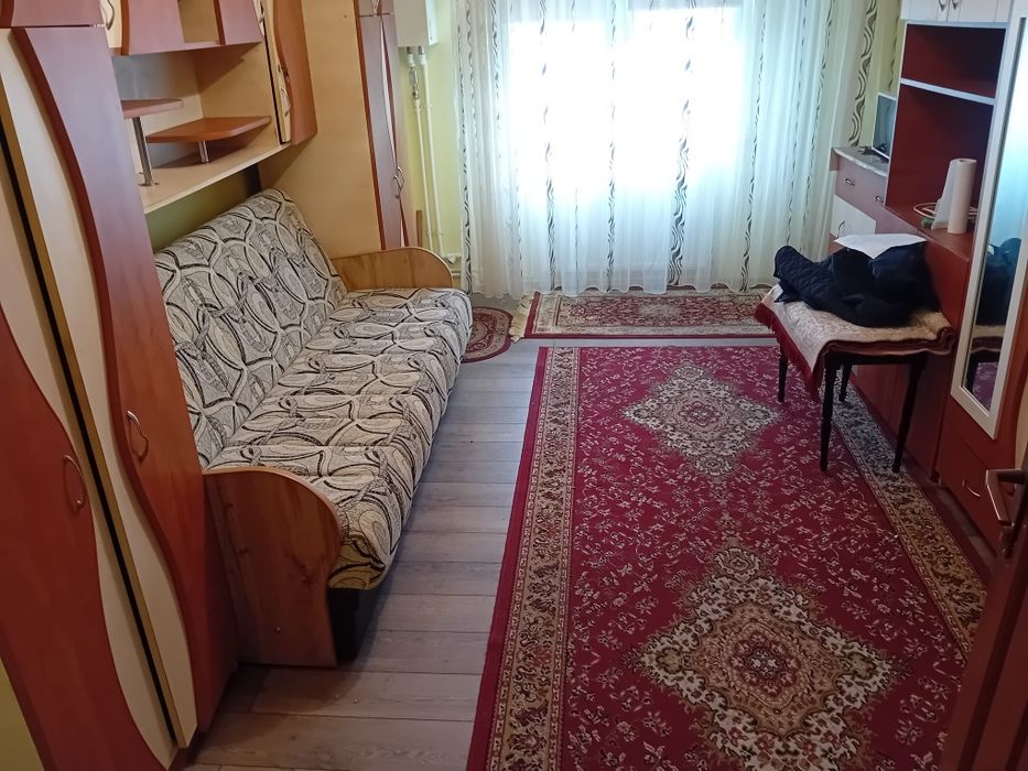 Garsoniera Piata Maratei 24mp etaj 2 la cheie renovata centrala termopan