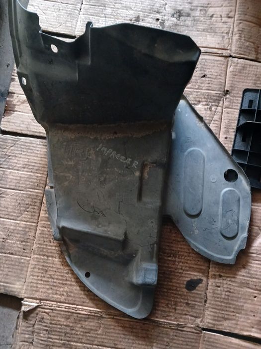 Подкрылок R Субару Импреза