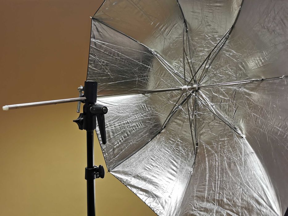 Manfrotto 026 адаптер - стойка за фотографски чадър или светкавица