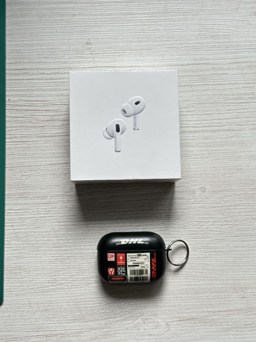Наушники AirPods Pro 1