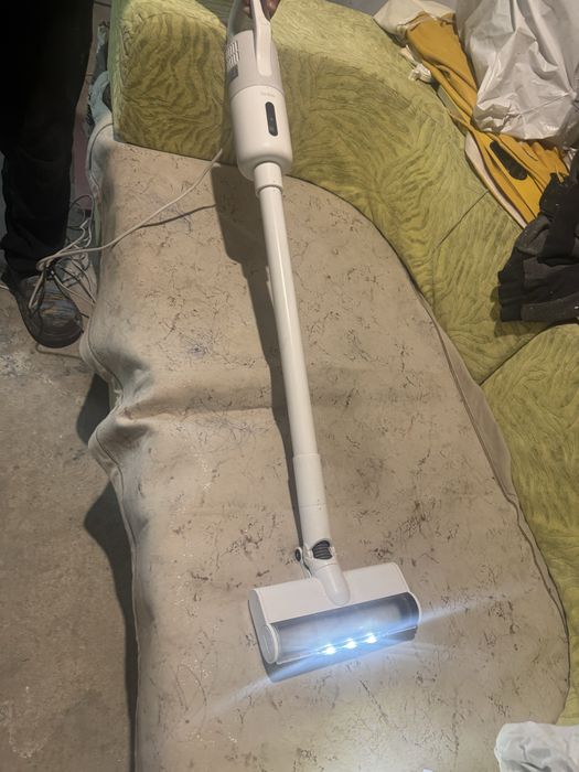 Срочно продам ручной пылесос