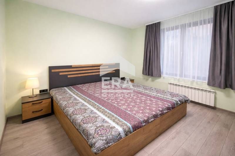 Дава се под наем Тристаен апартамент в София, Кръстова вада - 123 кв.м за 1396.38 € - Снимка #1