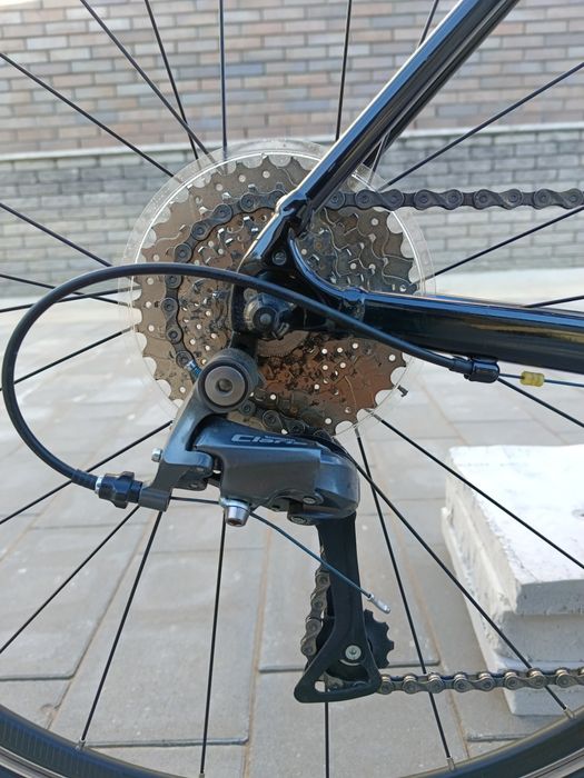 Продам шоссейный велосипед giant