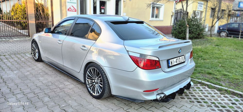 BMW 530i E60 3.0 Benzină | 2004 | Automată | 231 CP | FULL OPȚIUNI