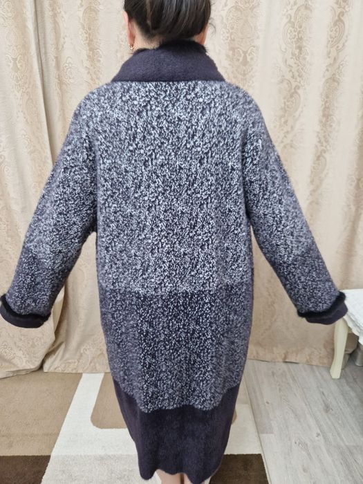 Продам пальто женское
