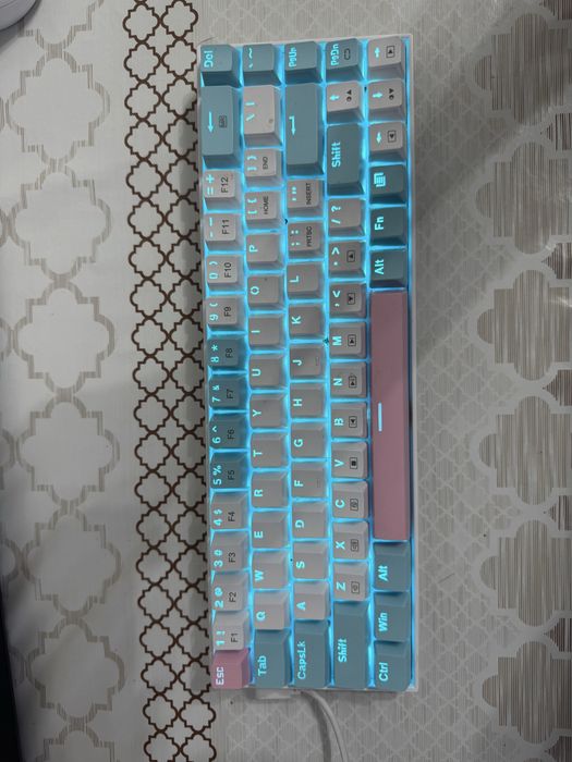 Игровая кливиатура