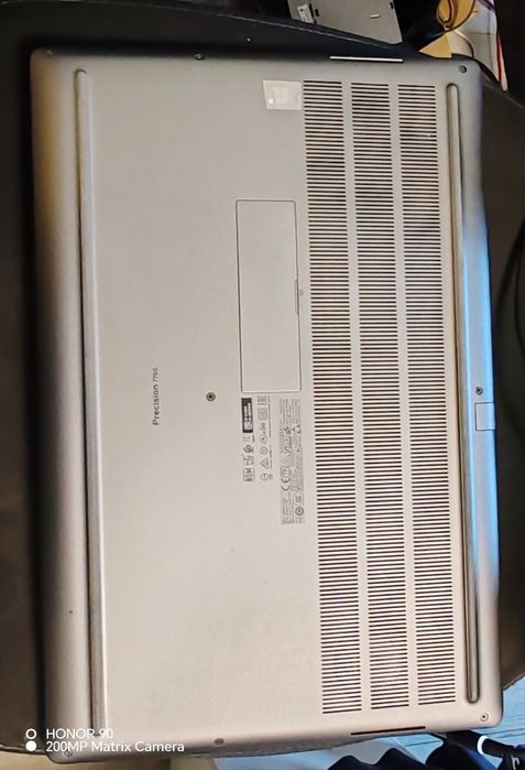 Laptop Dell Precision 7760 Gaming    RTX
