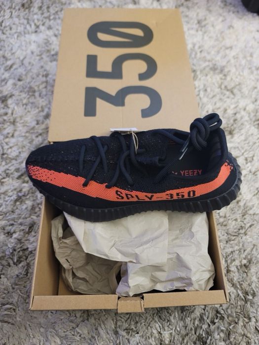 Yeezy Boost black 350 *calitate premium* Full box*