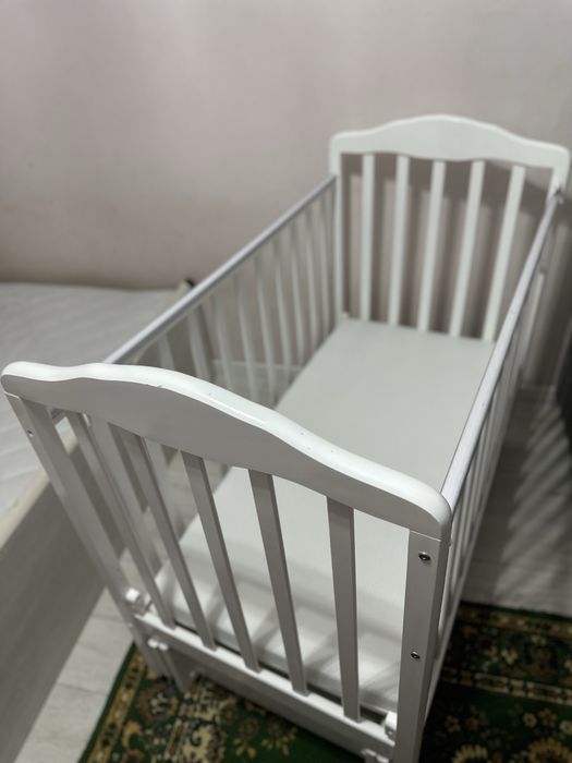 Продам детскую кроватку