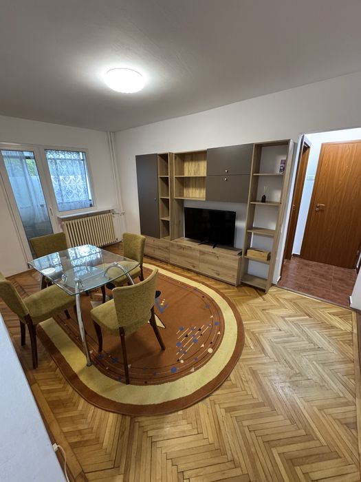 DIRECT PROPRIETAR Inchiriez apartament  Central, cu 3 camere, zona Dacia