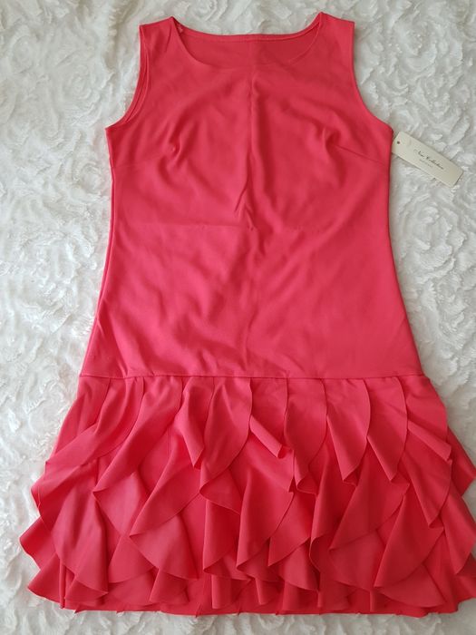 Разпродажба от затворен бутик, Рокли, нови