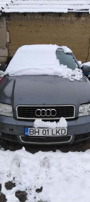 Vând Audi A4,motor 1,9 ,mașină este din anul 2008.