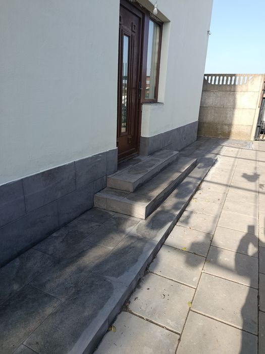 Zugravi instalatori termici ,electric,sanitar