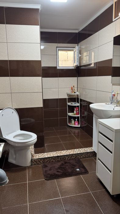 Eforie Sud-Ultracentral-Parcul Primariei-Casa  3 cam,85mp,teren 160mp