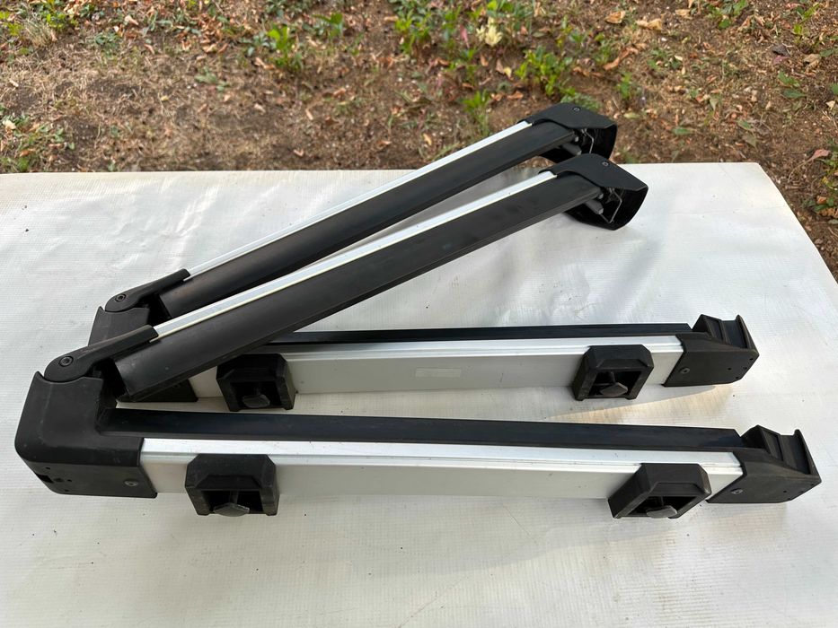 Багажник за ски Thule SnowPack M 732400 за 4 чифта ски или 2 сноуборда