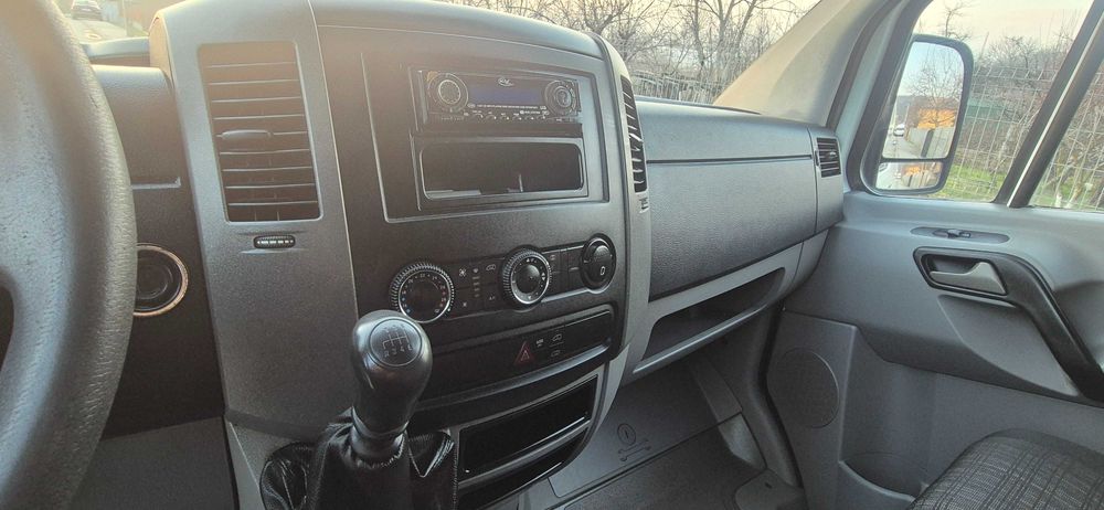 Mercedes sprinter 2017 2.2 160cp km reali Slatina • OLX.ro