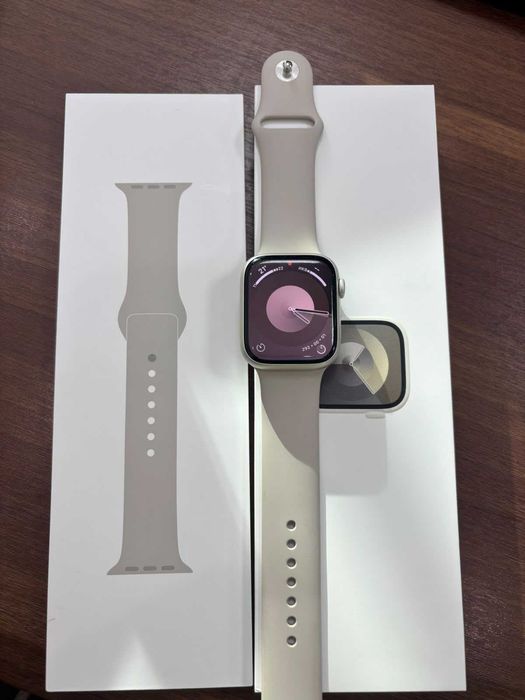 Apple watch 9 серия 45 мм Starlight