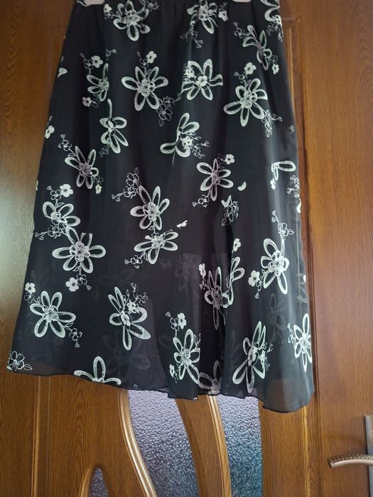 Vând Fusta Voal Marimea XL
