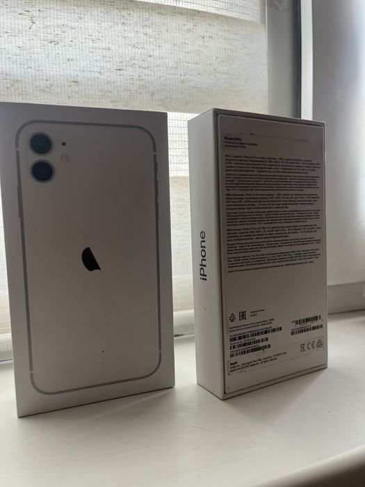 Коробки iPhone 14 Pro и iPhone 11 White оригинал