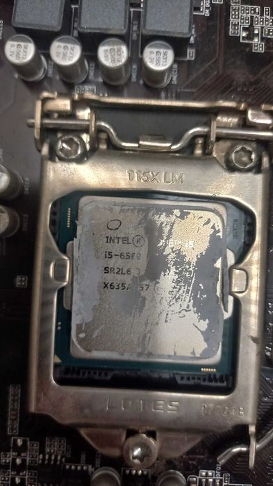 Gaming Ieftin - Placa de Baza Gigabyte H110 + Procesor i5-6500