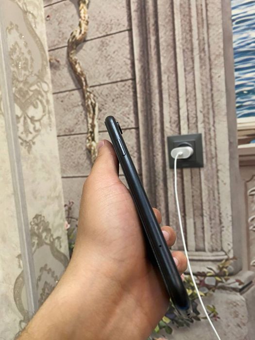 Iphone xr 86%radnoy perfectumda simkarta tushadi