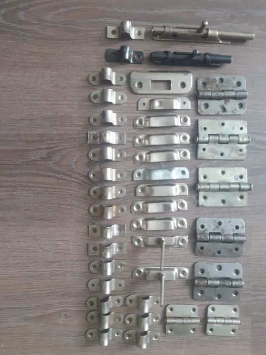 Продам фурнитуру для мебели