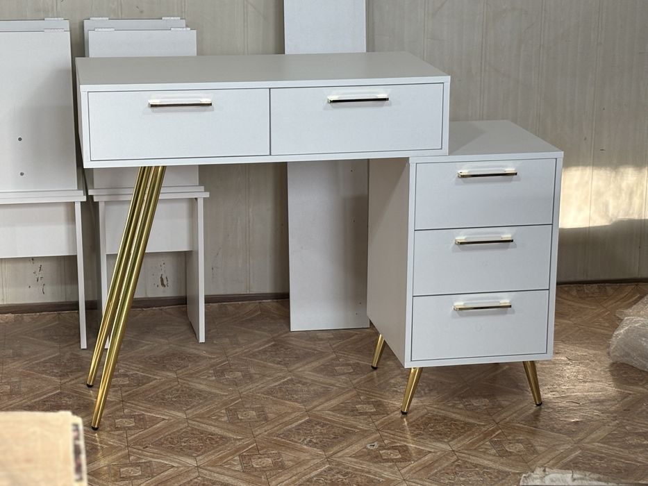 Столик сатылады