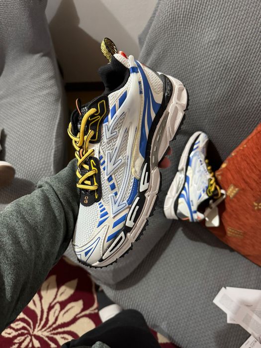 Off white be right back