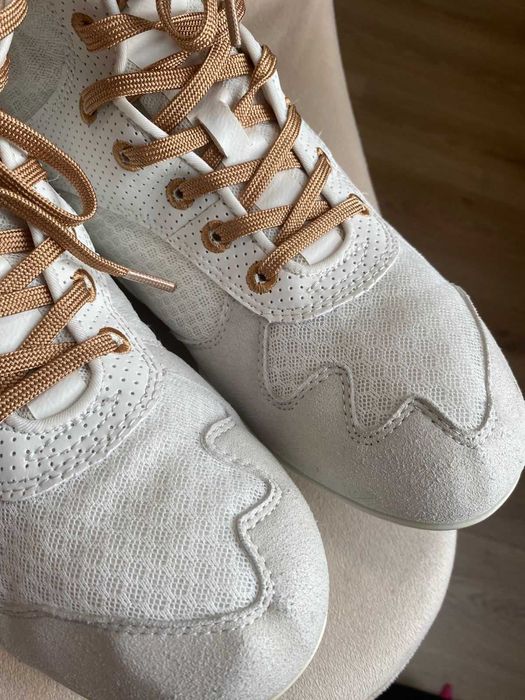 Încălțăminte de box Venum Elite Boxing white/gold