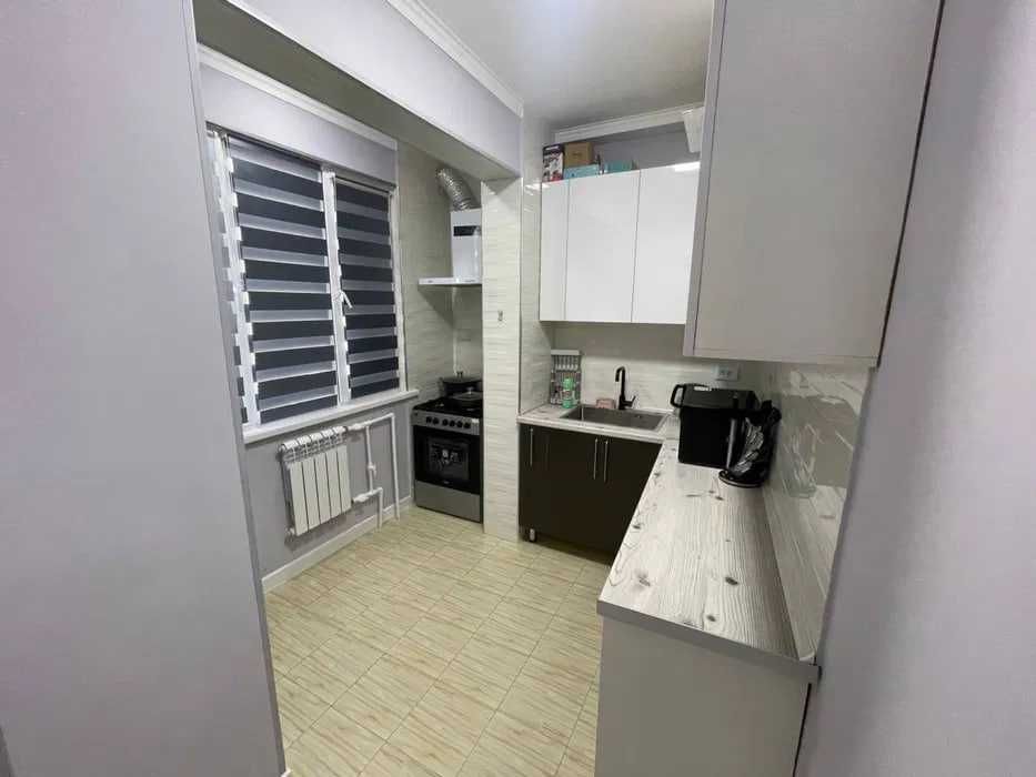 Сдам КВ на Юнусабаде  3/3/4   Американское посольство   036*