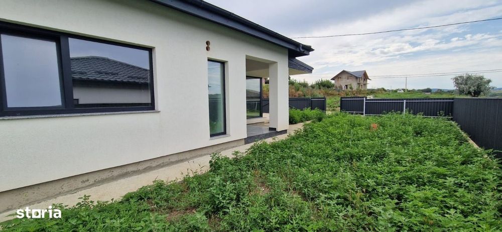 Casa 3  camere INTABULATA 70 mp.  Bucium Visan 140000 euro