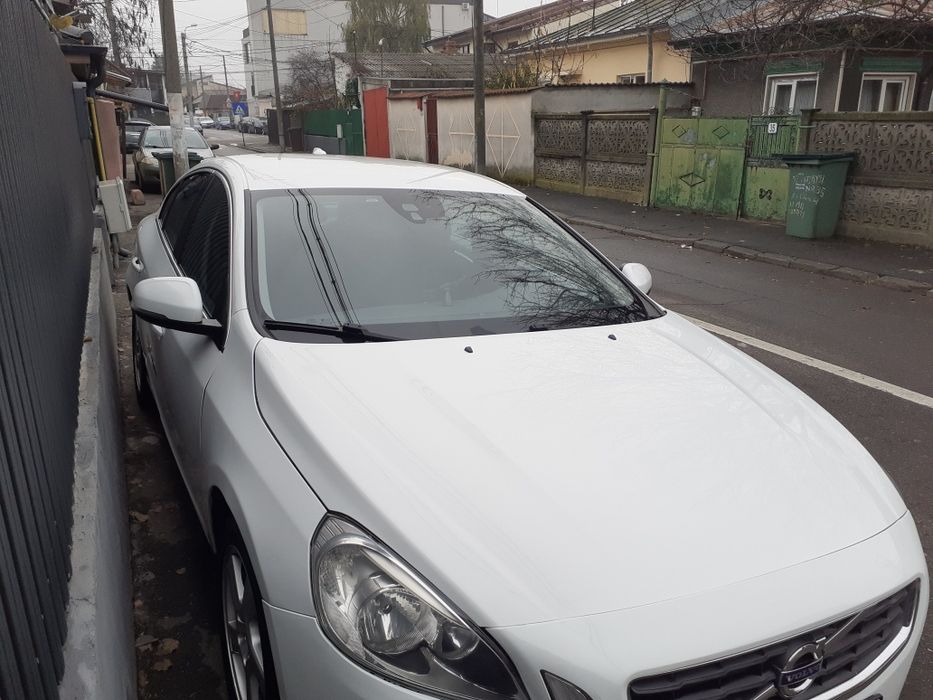 VOLVO S60 2012 — imagine 3