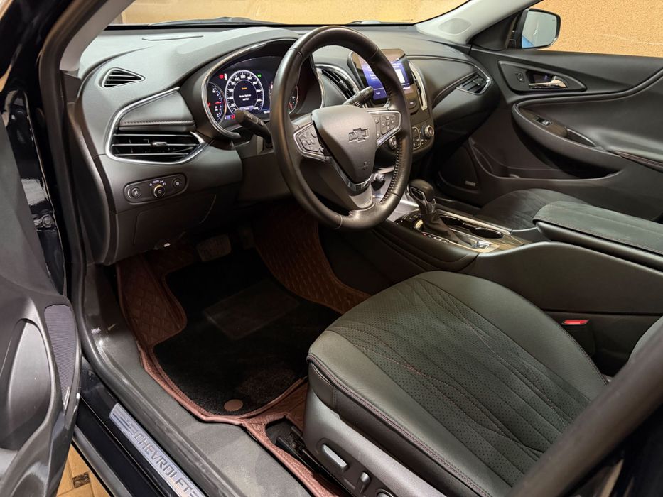 MALUBU XL 2023 год, Черный цвет, Пробег 10700