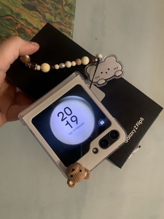 Samsung Z Flip 5 512gb Cutie Huse cadou Senzual feminin