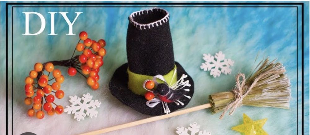 Метла для дополнения образа снеговика