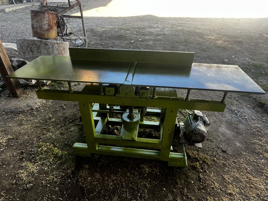 Vind abric plus grosime