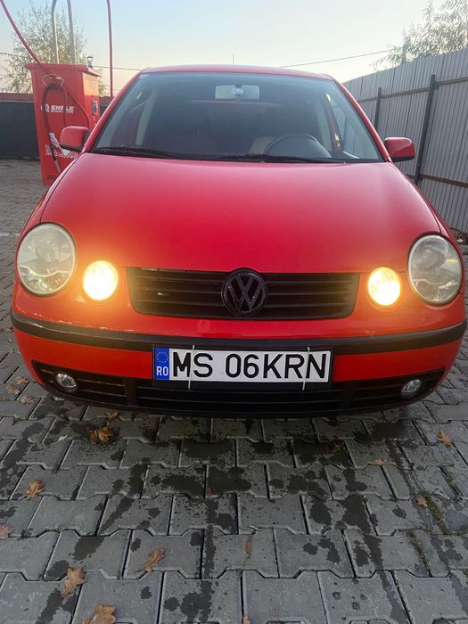 Vând Polo 1.2 benzină 2003 in stare bună negociabil