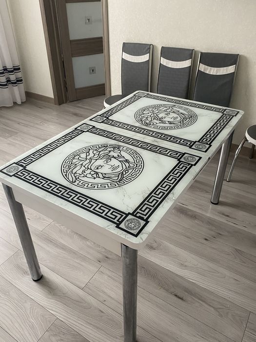 Стол 90к очень хороший качество