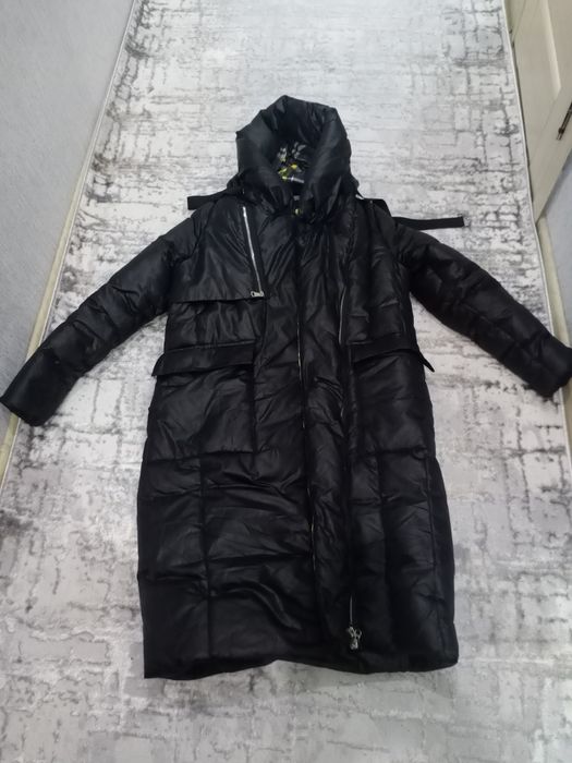 Продам зимнюю куртку