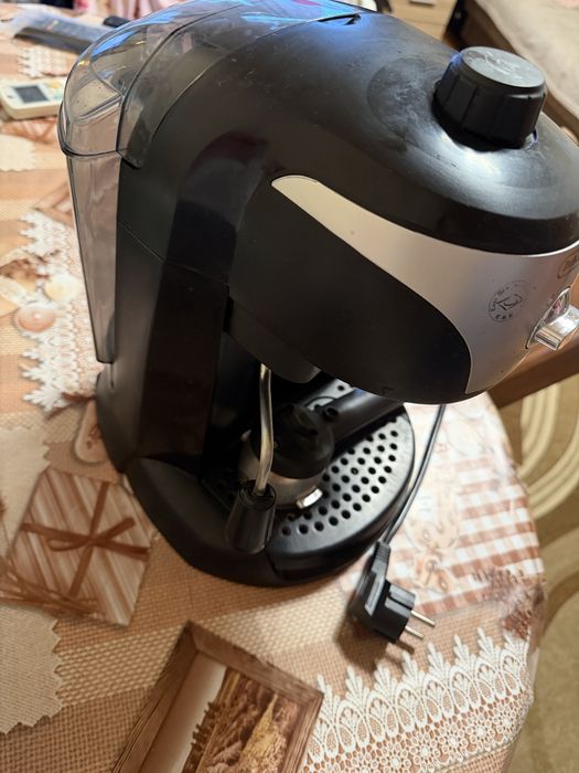 Кафе машина Delonghi
