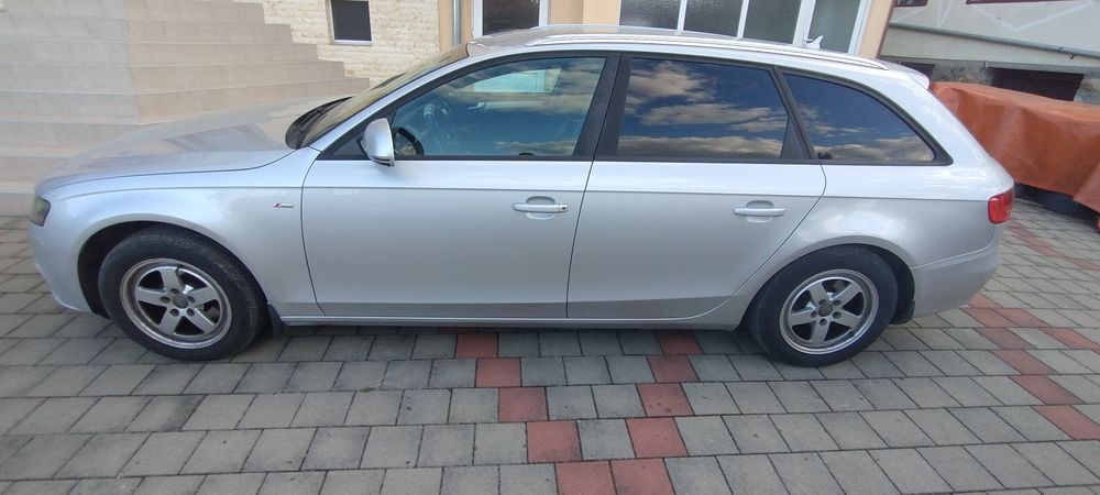 Audi A4 B8 2009 2.0TDI CAGA 143cp