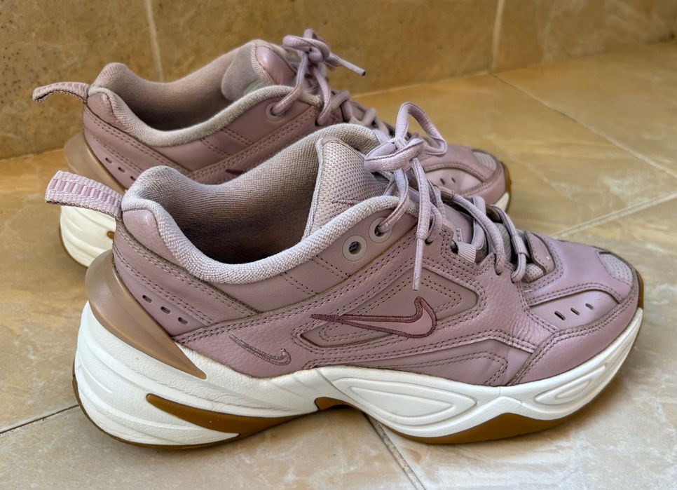 Дамски маратонки NIKE
