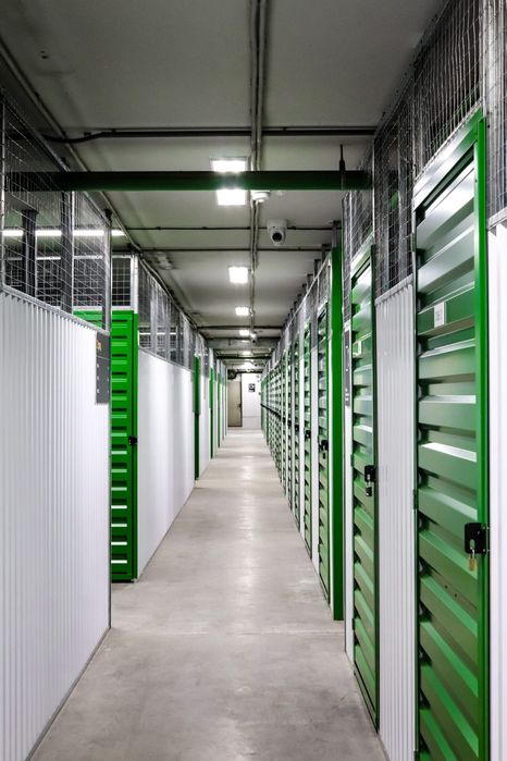 Аренда кладовых/кладовка  склада контейнера