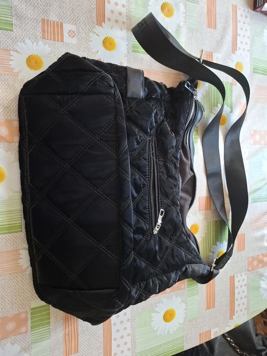 Дамска чанта с широка реголируема дръжка