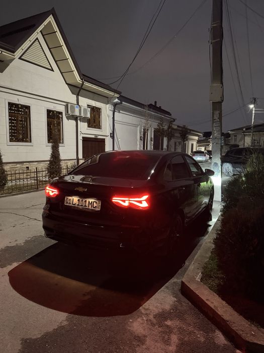 Chevrolet Monza 2023 qora