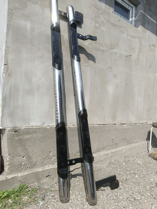 Подножки пороги труба